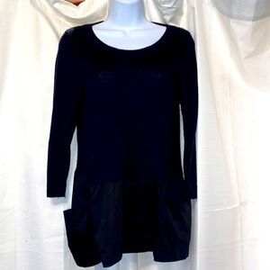 Anthropologie Moth pocket black top, modest design with massive pockets